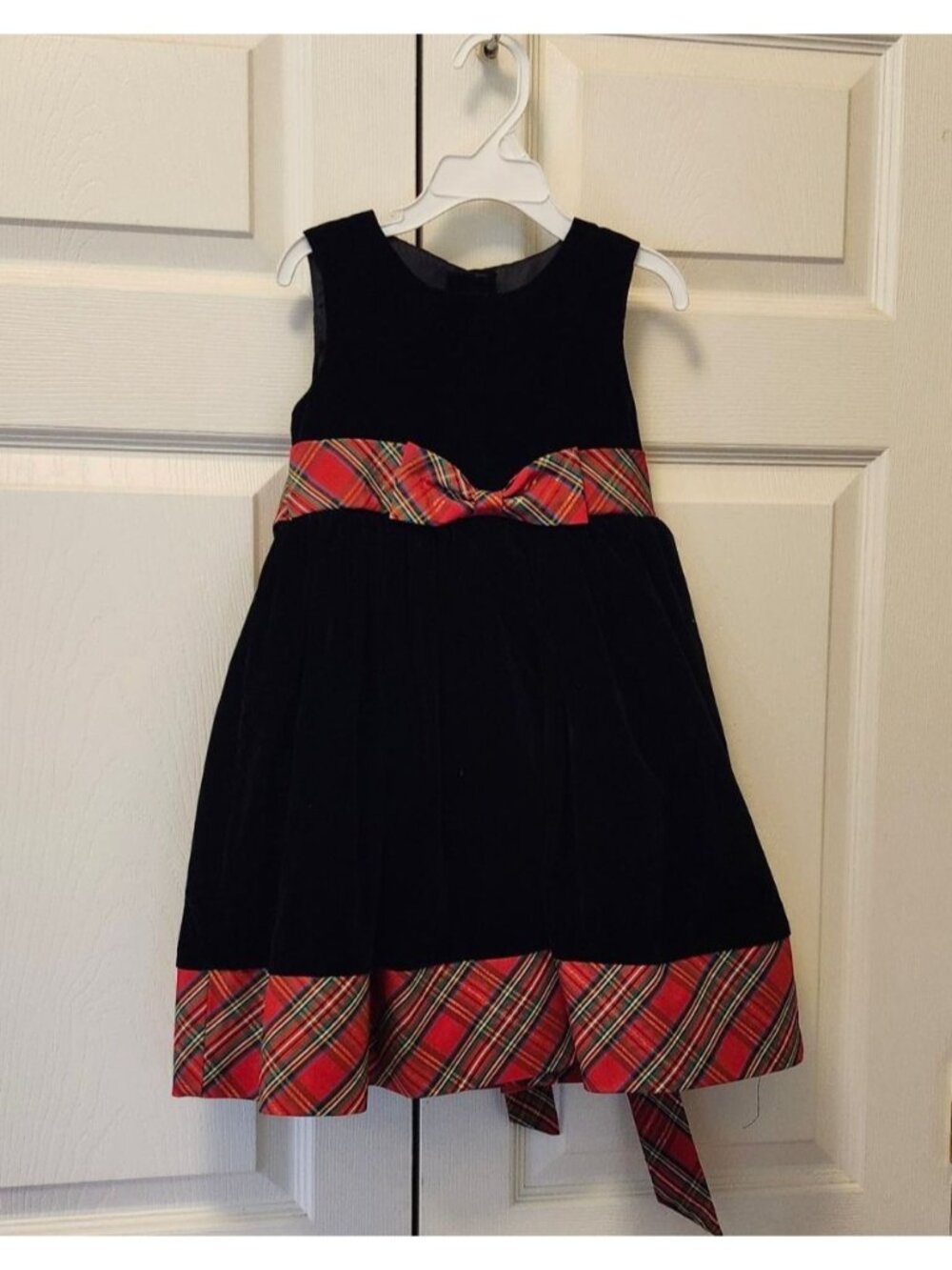 Girl La Princess Black Velvet Red Tartan Plaid Holiday Party Dress Size 4